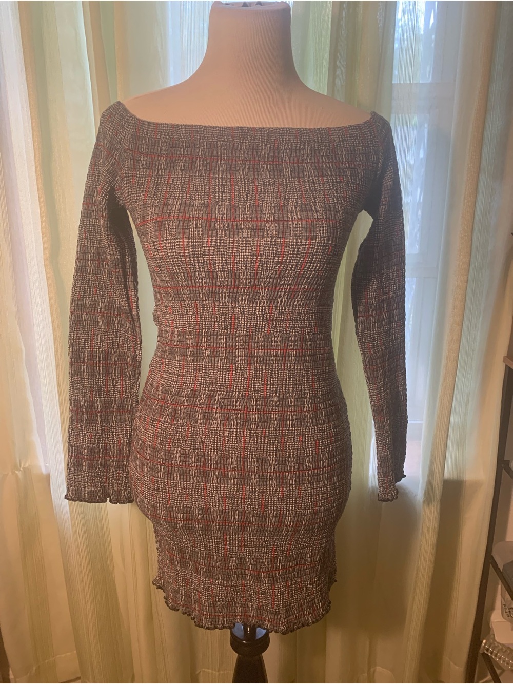 Off-Shoulder Textured Knit Bodycon Short Dress in Gray and Red